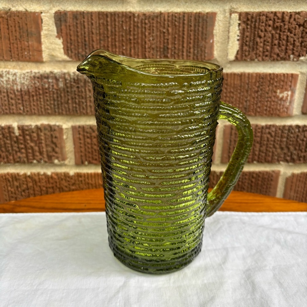Vintage Anchor Hocking SORENO Avocado Green 28 Oz Glass Juice Pitcher 60'S